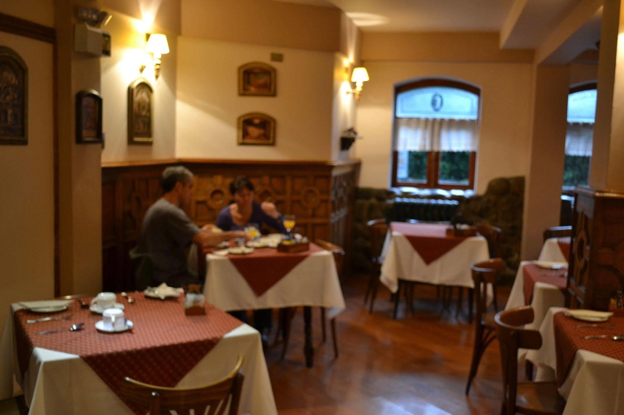 Hotel Isla Rey Jorge Punta Arenas Bagian luar foto